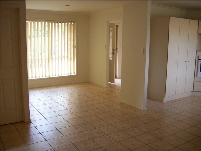 10 Eggleton Street, Wakerley QLD 4154