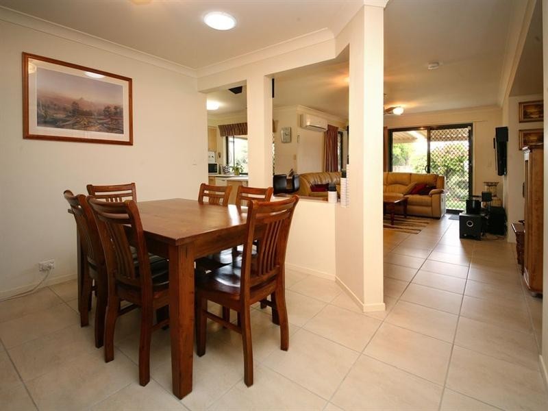 34 Samarinda Street, Tingalpa QLD 4173