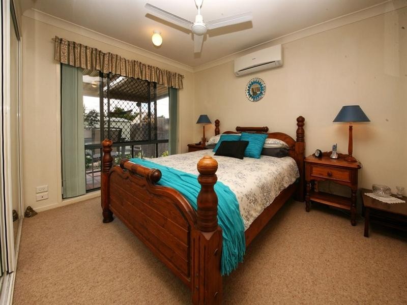 34 Samarinda Street, Tingalpa QLD 4173