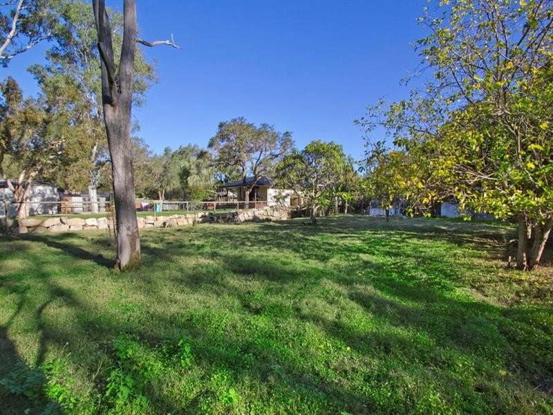 342 HEMMANT and TINGALPA Road, Hemmant QLD 4174