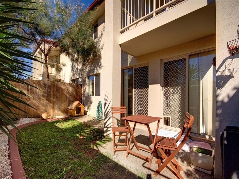 Unit 25 /39 Johnston Street, Carina QLD 4152