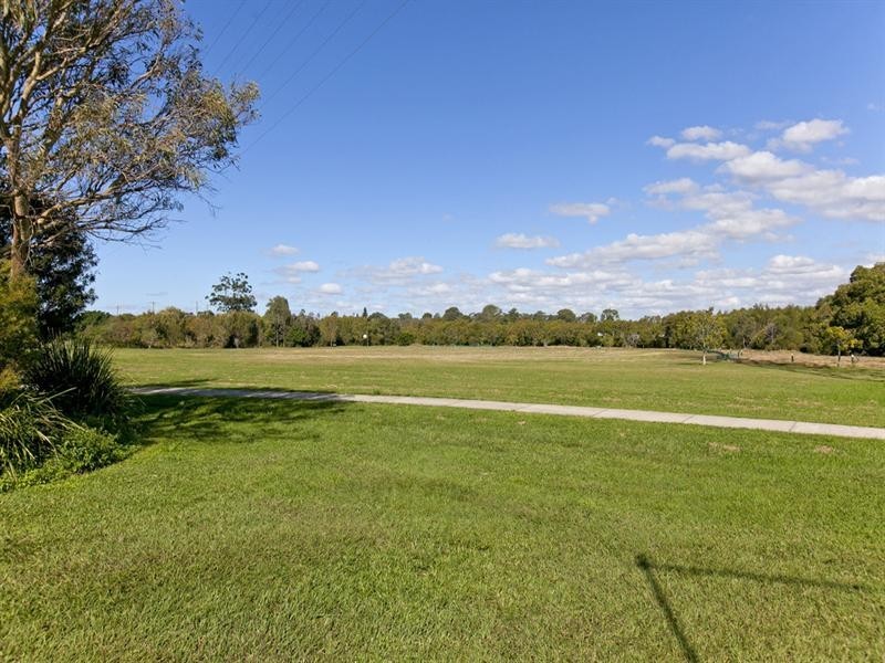 30/19 Doughboy Parade, Hemmant QLD 4174