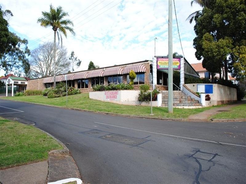 732-734 Ruthven Street, Toowoomba QLD 4350