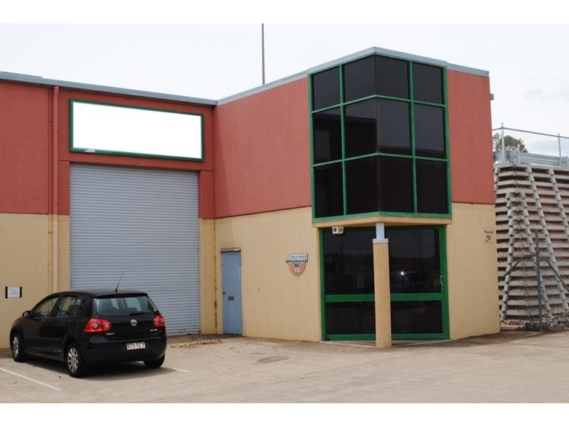 Unit 12, 493 South Street, Harristown QLD 4350