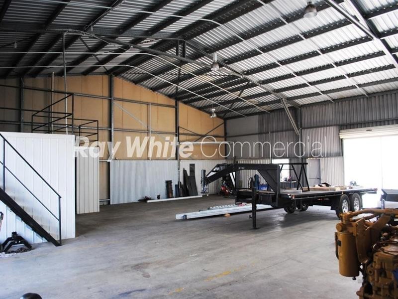 27 Mansell Street, Wilsonton QLD 4350
