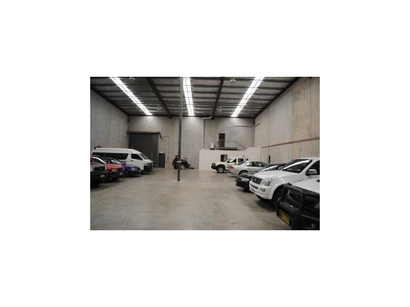 U. 1A and 2B, 7-9 Gardner Court, Wilsonton QLD 4350