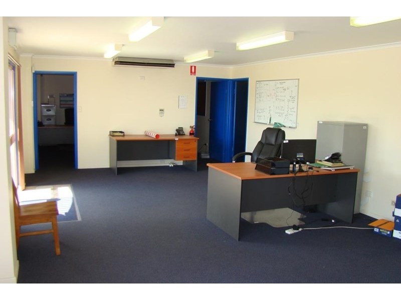 12 Rocla Court, Glenvale QLD 4350