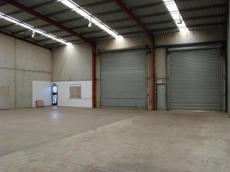 Bays 8-10, 12 Rocla Court, Glenvale QLD 4350