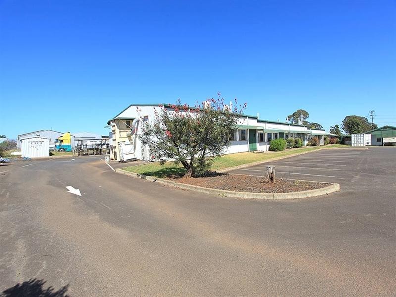 212-214 McDougall Street, Wilsonton QLD 4350