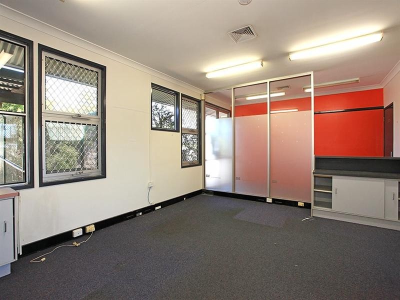 212-214 McDougall Street, Wilsonton QLD 4350