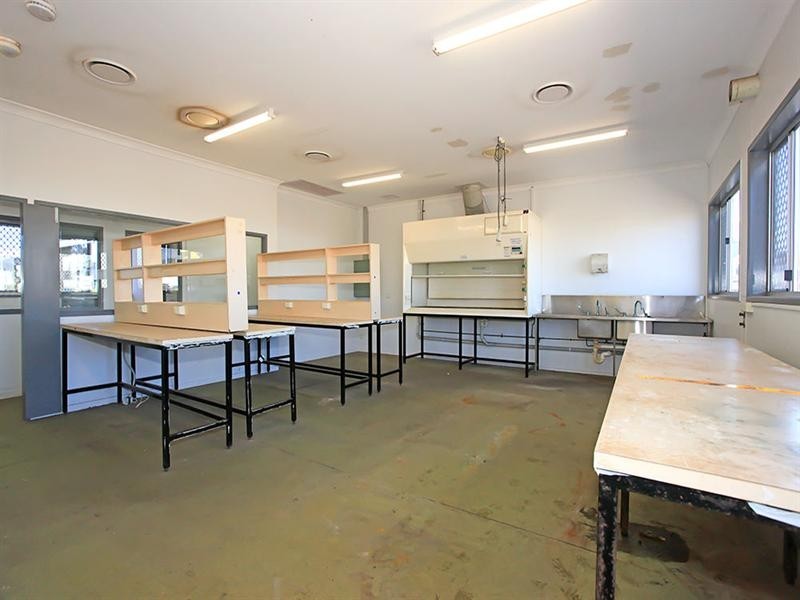 212-214 McDougall Street, Wilsonton QLD 4350