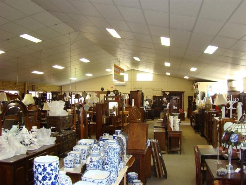 8506 Warrego Highway, Withcott QLD 4352