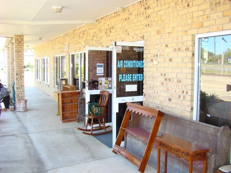 8506 Warrego Highway, Withcott QLD 4352