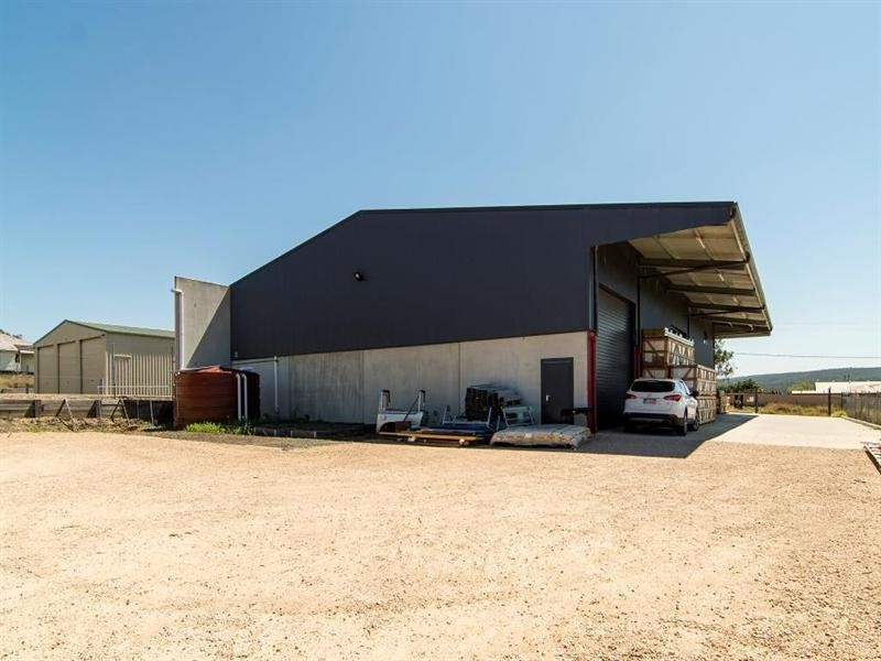 5 Nans Road, Helidon QLD 4344