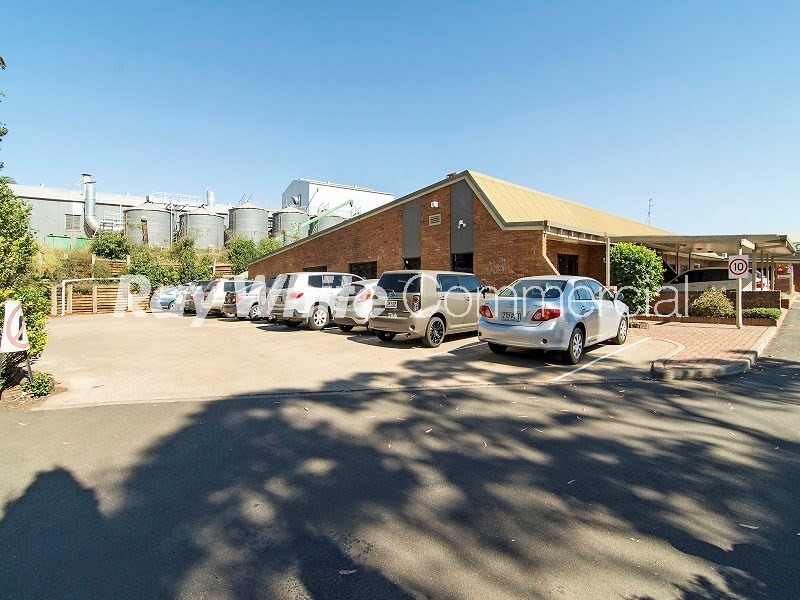 268-296 Anzac Avenue, Toowoomba QLD 4350