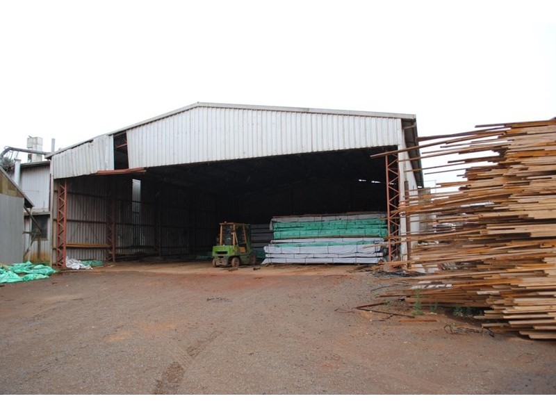 105 North Street, Harlaxton QLD 4350