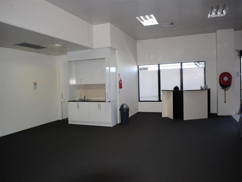 2A Goggs Street (facing James Street), Toowoomba City QLD 4350