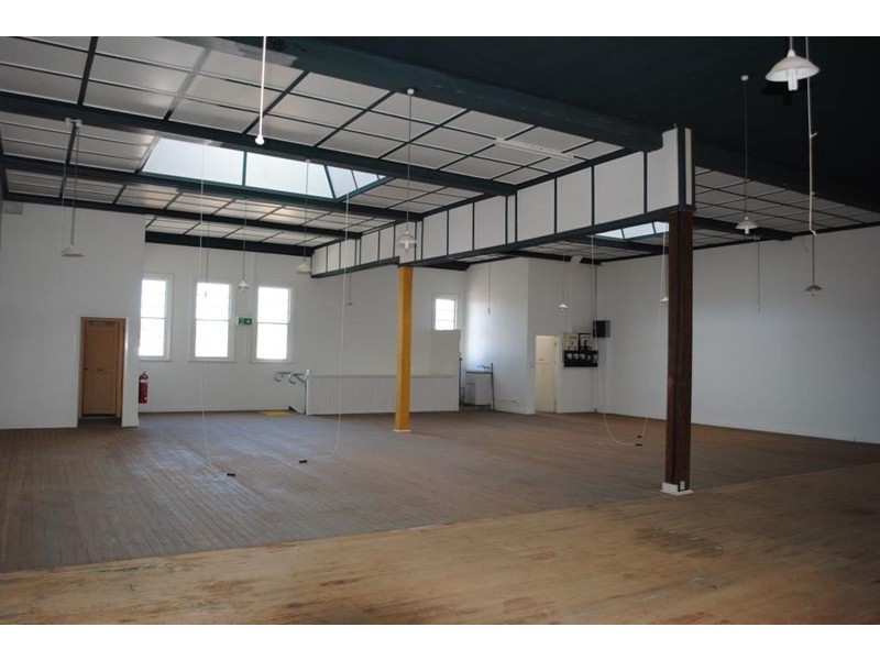 37 Russell Street, Toowoomba City QLD 4350