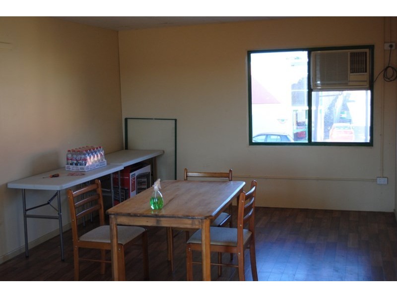 Unit 10, 493 South Street, Harristown QLD 4350