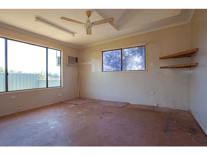 61 Ruthven Street, Harlaxton QLD 4350