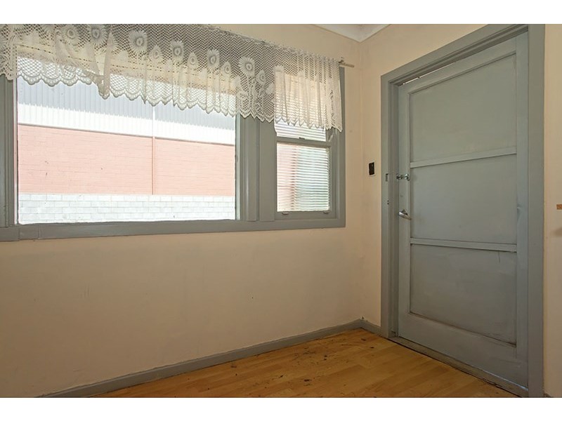 61 Ruthven Street, Harlaxton QLD 4350