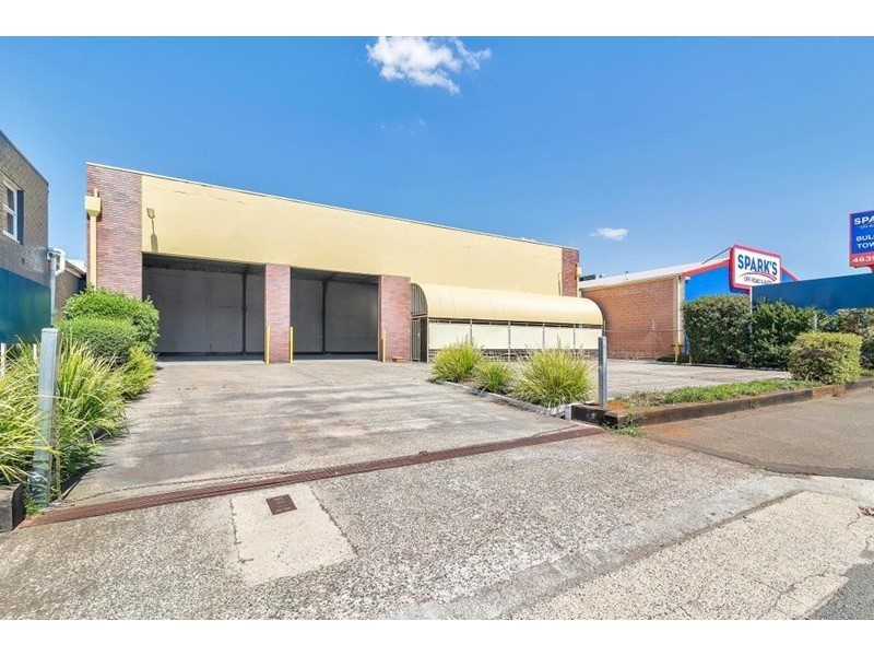 42 Water Street, Toowoomba QLD 4350