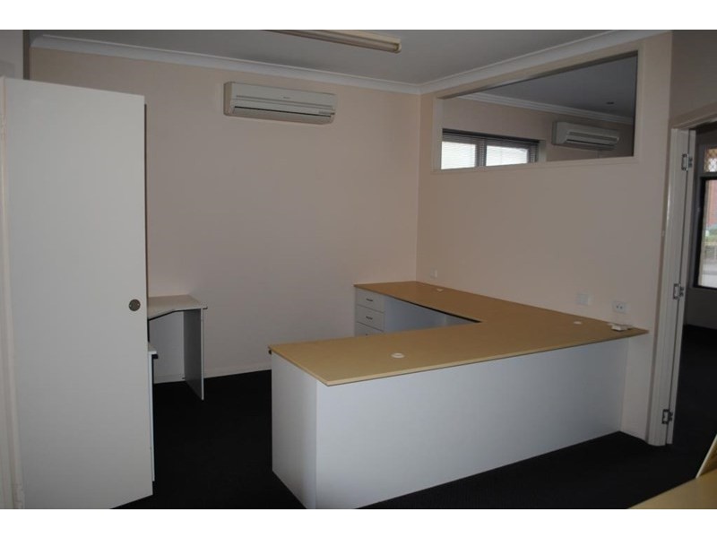 25 Taylor Street, Toowoomba QLD 4350