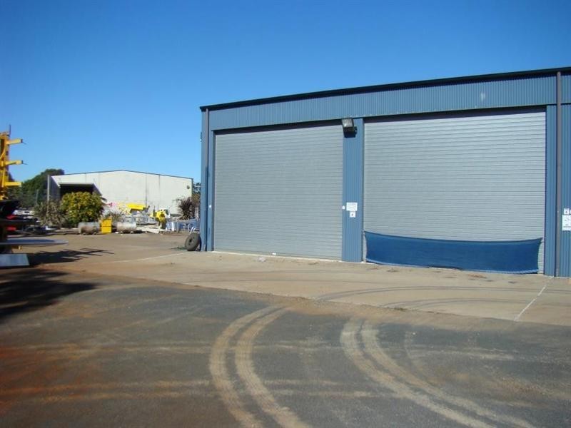 2 Tradewinds Court, Glenvale QLD 4350