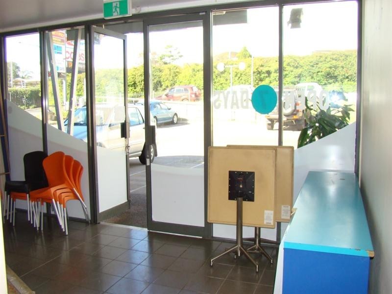Shop 2, Lot 3, 879 Ruthven Street, Kearneys Spring QLD 4350