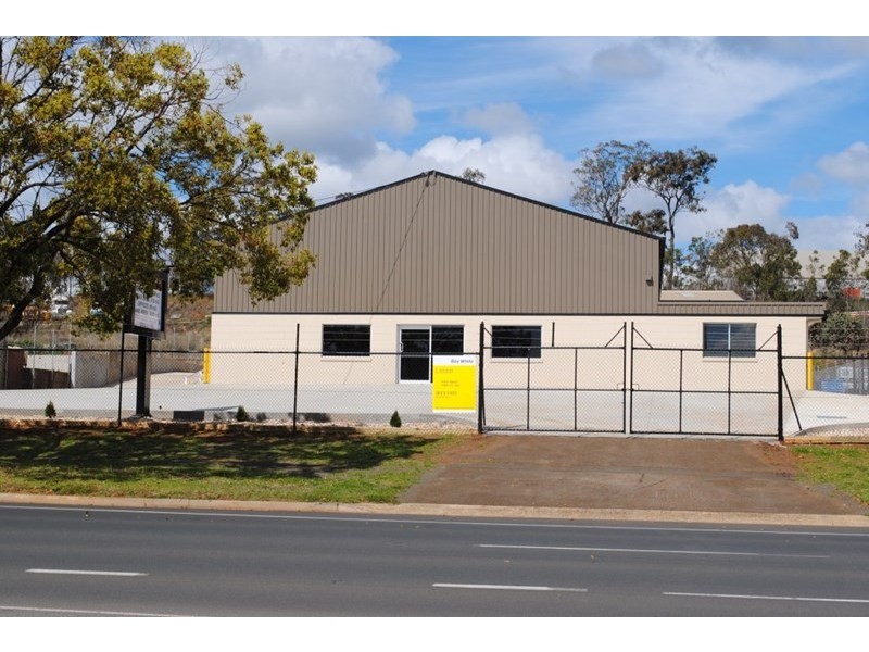 318 Anzac Avenue, Toowoomba QLD 4350