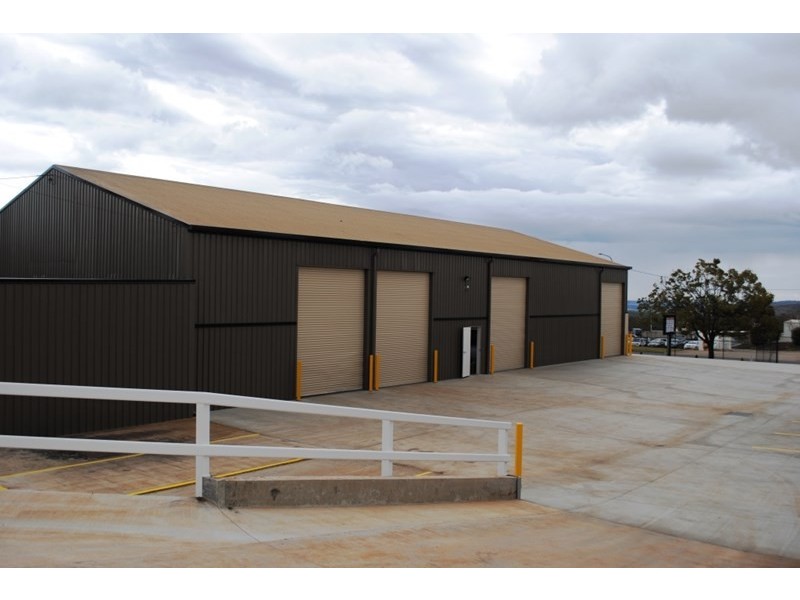 318 Anzac Avenue, Toowoomba QLD 4350