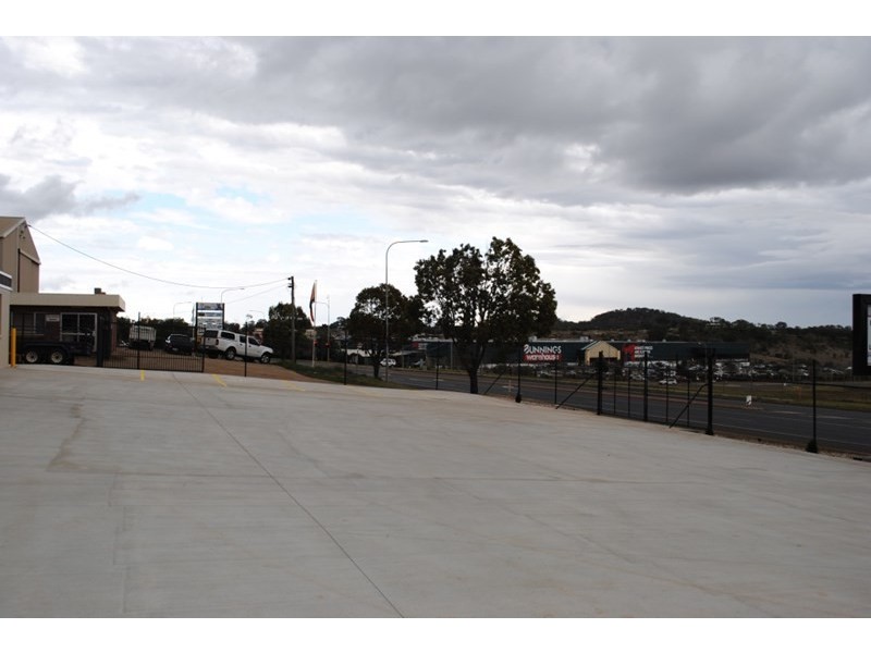 318 Anzac Avenue, Toowoomba QLD 4350