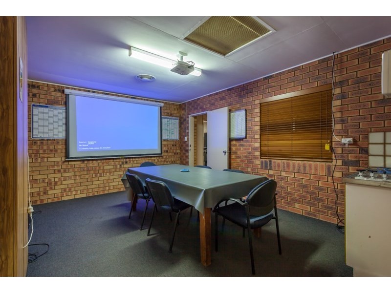 199 Bridge Street, Oakey QLD 4401