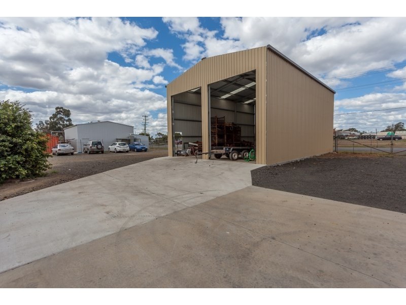 199 Bridge Street, Oakey QLD 4401