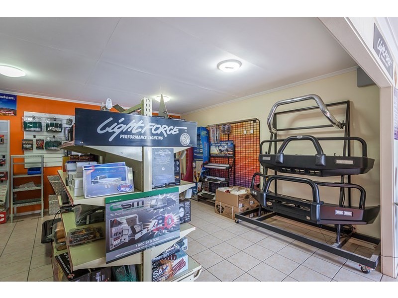 19 Pechey Street, South Toowoomba QLD 4350