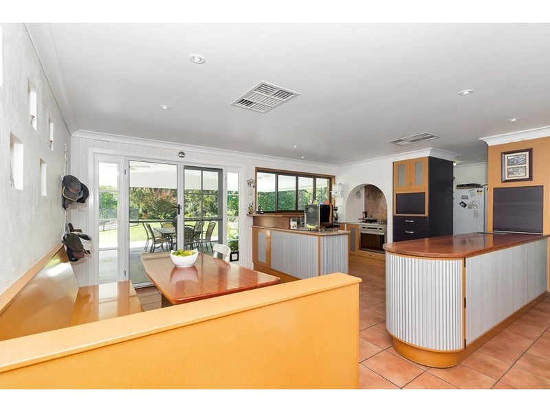 23 Donnellys Road, Murphys Creek QLD 4352