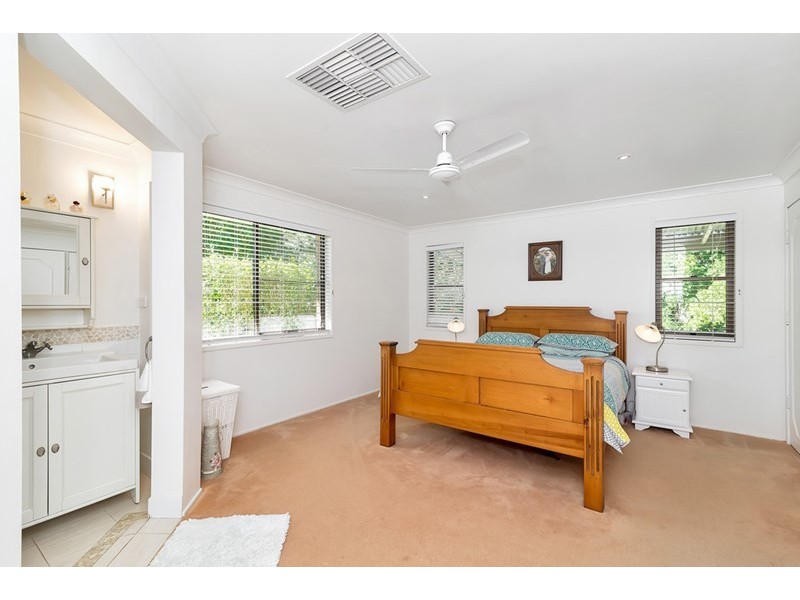 23 Donnellys Road, Murphys Creek QLD 4352