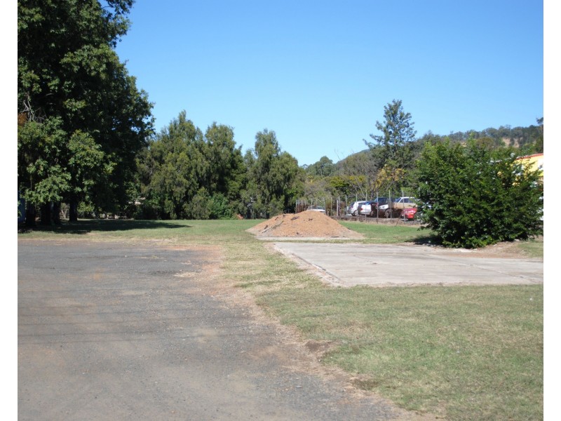 8569 Warrego Highway, Withcott QLD 4352