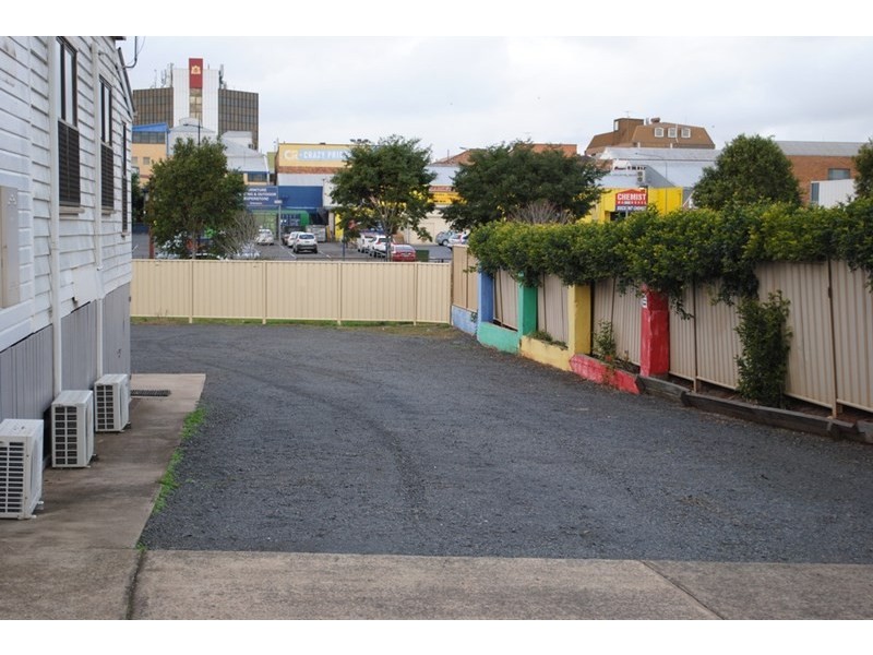 8 Station Street, Toowoomba City QLD 4350