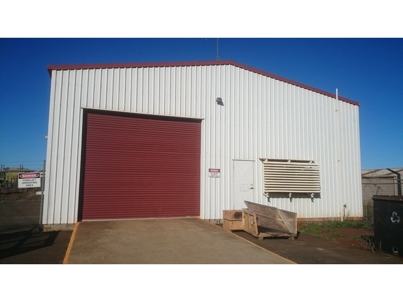 4 and 5, 388 Taylor Street, Wilsonton QLD 4350