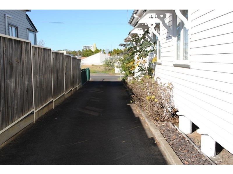 7 Thomas Street, Toowoomba City QLD 4350