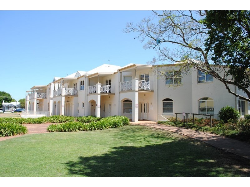 Suite 10/120 Russell Street, Toowoomba QLD 4350