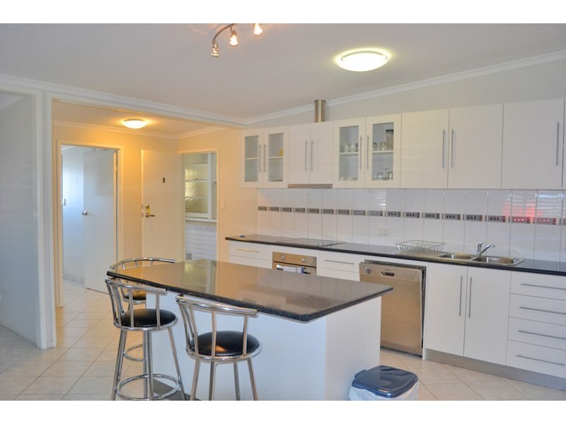 104 Cunningham Street, Dalby QLD 4405