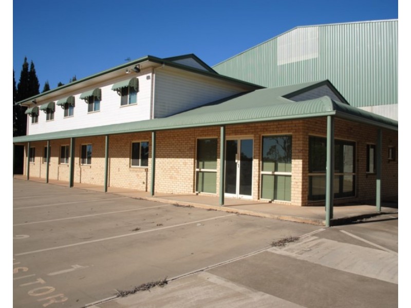 310-312 Anzac Avenue, Harristown QLD 4350