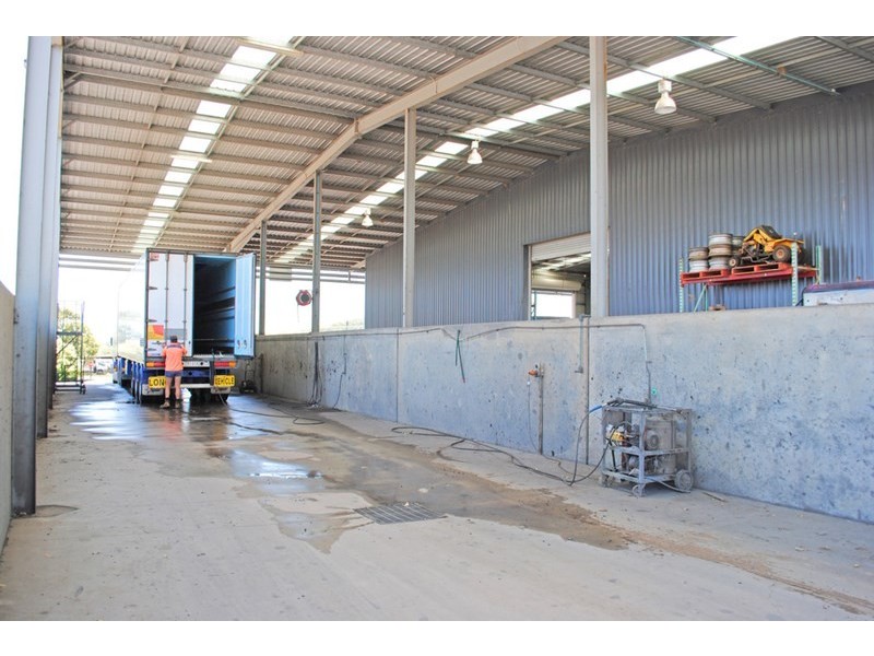 27 Heinemann Road, Wellcamp QLD 4350