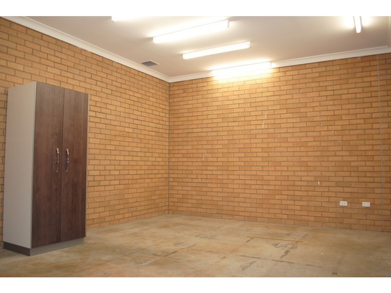 105-107 Neil, Toowoomba City QLD 4350