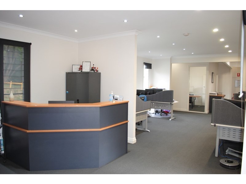 53 James, East Toowoomba QLD 4350