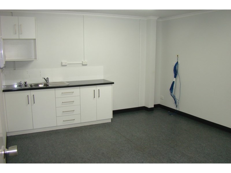 29/489-491 South Street, Harristown QLD 4350