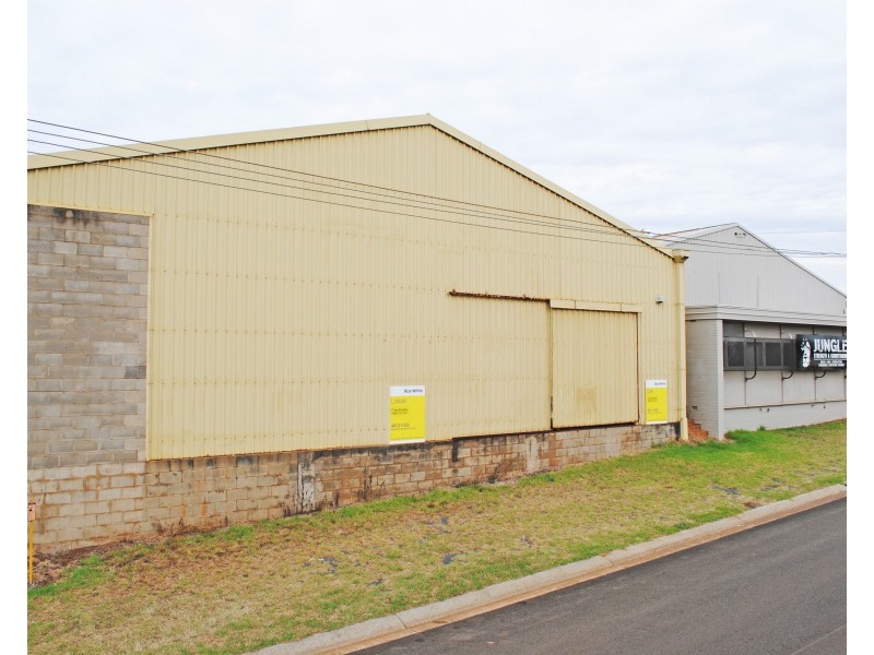 10 Makepeace, Rockville QLD 4350
