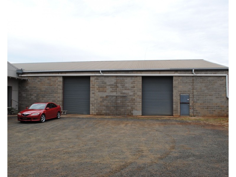 10 Makepeace, Rockville QLD 4350